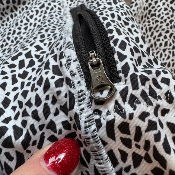 Lululemon inspire leggings miss mosaic white / black size 2 - Picture 3 of 9